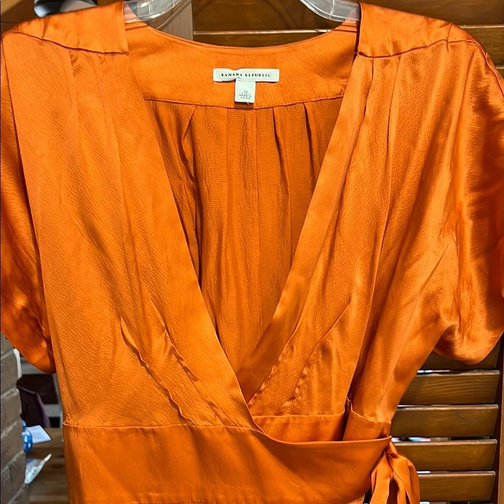 Banana Republic Silk Elegant Orange Wrap Dress - Picture 2 of 12